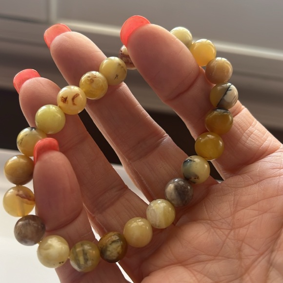 Yellow Opal Stretch Crystal Bracelet 8mm Beads - Picture 6 of 8
